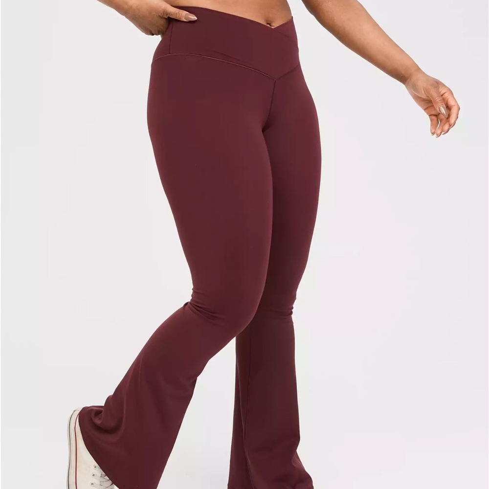 OFFLINE by Aerie Real Me High Waisted Crossover Flare Leggings - SMALL REGULAR